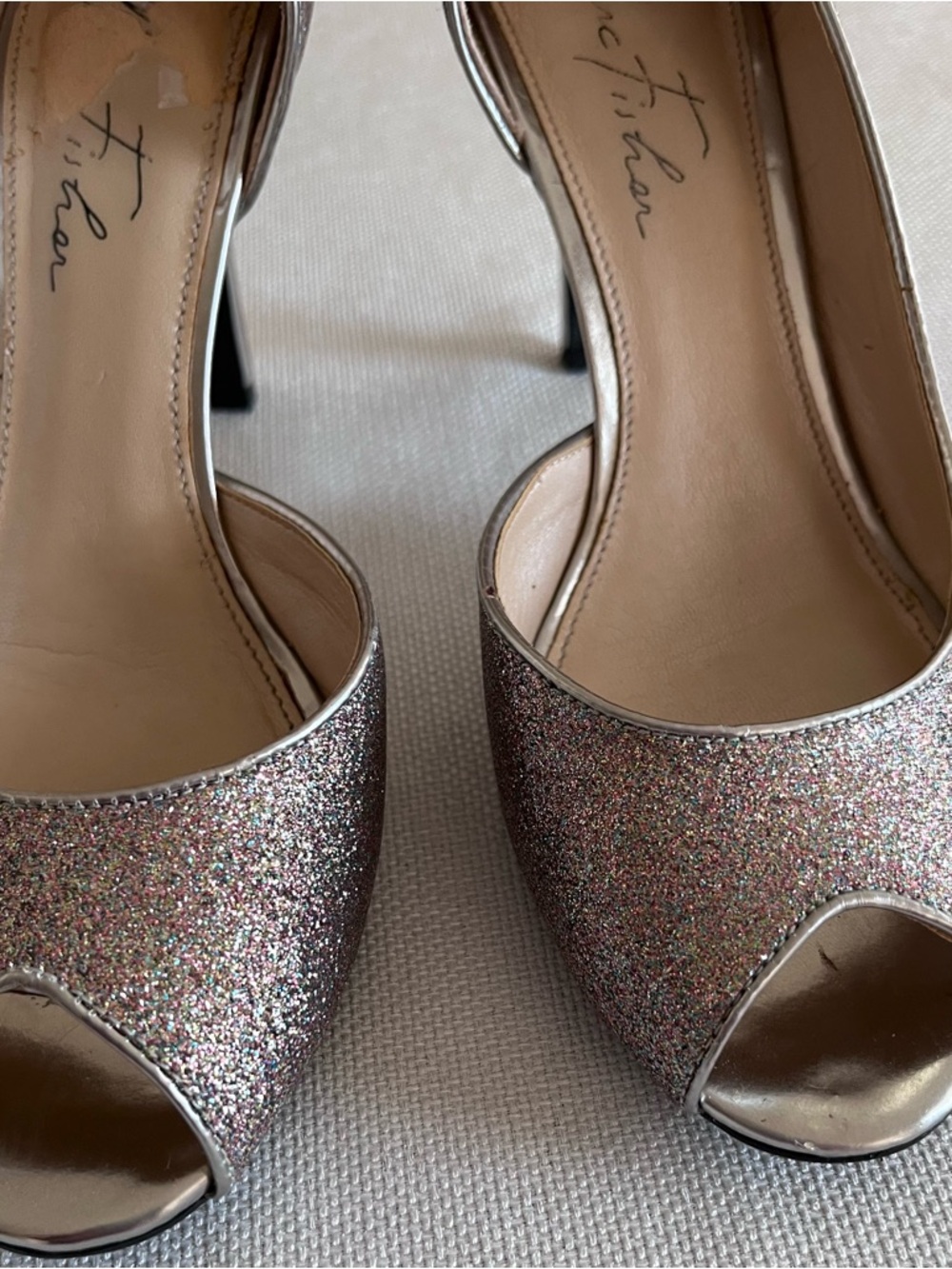 Marc Fisher sparkly peep toe heels size 7 1/2 - Picture 2 of 7